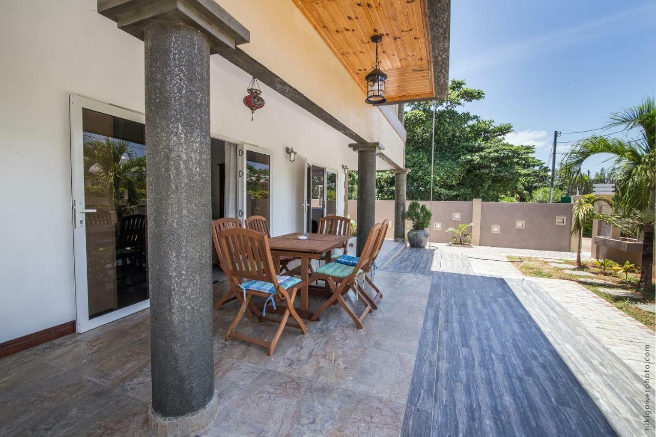 Flora'S Self Catering Apartments Victoria Exterior foto